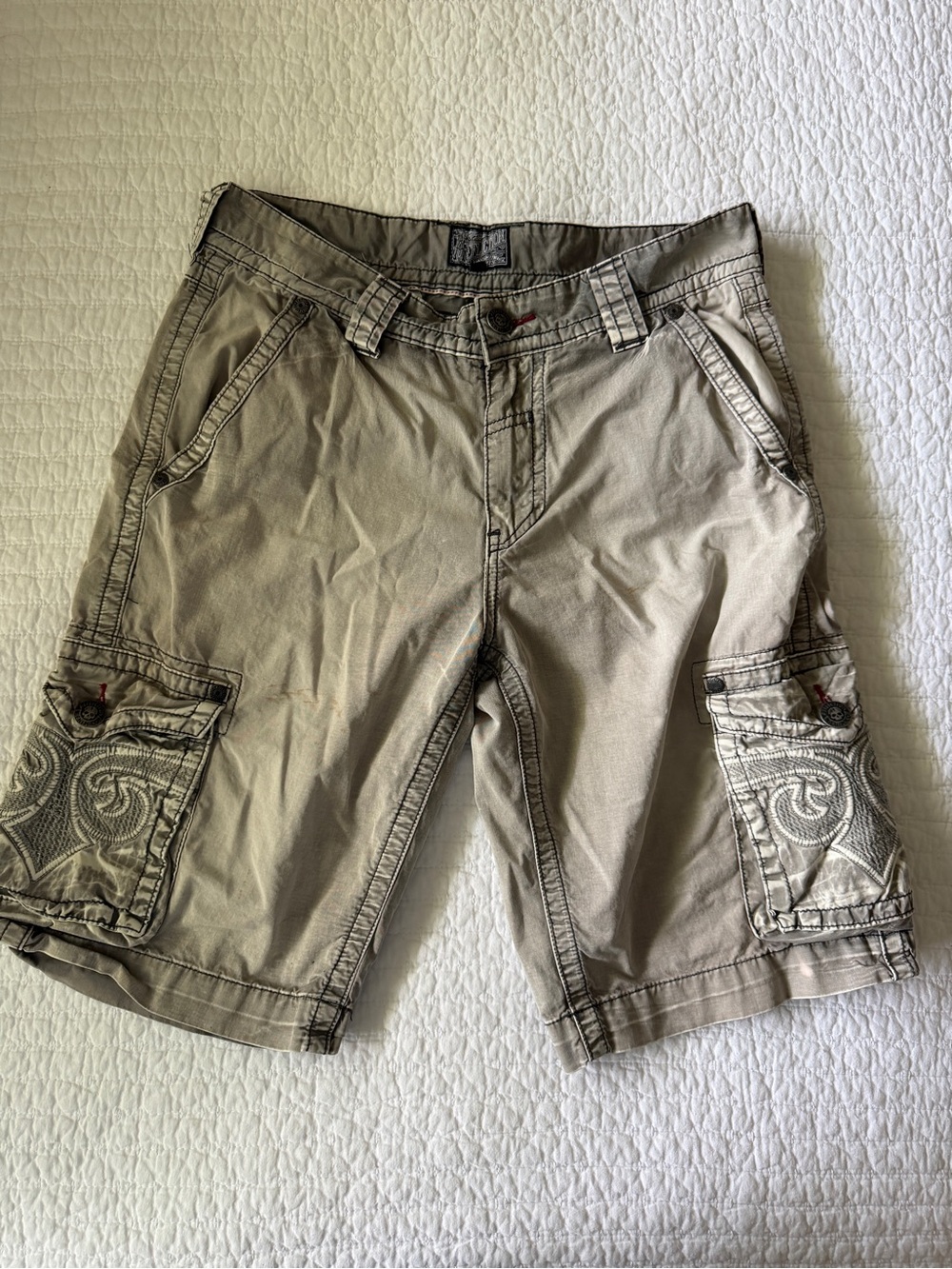 Affliction Men's Cargo Shorts in distressed Gray with Embroidered Pockets